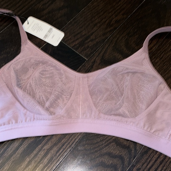 NWT lace wireless soft bra size 34B/C in lilac - Picture 6 of 7